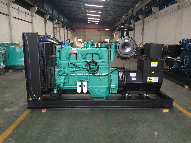 大同如何判断一个电压表是否具有自动量程切换功能？